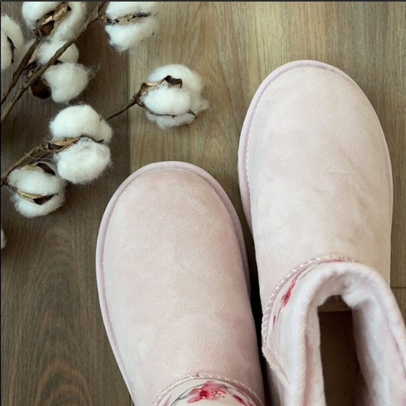 🍃🔆UGGS- CLASSIC MINI BLOSSOM🔆🍃 - Picture 9 of 14